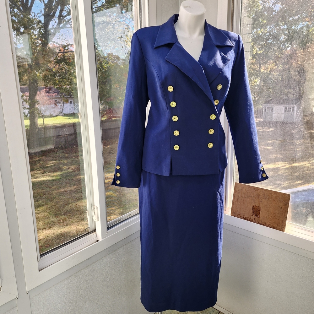Elegant Blue Double-Breasted Skirt Suit